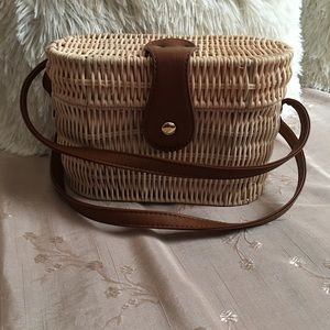 Crossbody bag